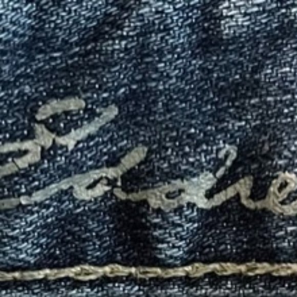 Eddie Bauer Curvy Slim Straight Womens Denim Jean sz 2 - Picture 10 of 13